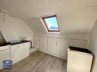  Appartement à louer 3 pièces 61 m²