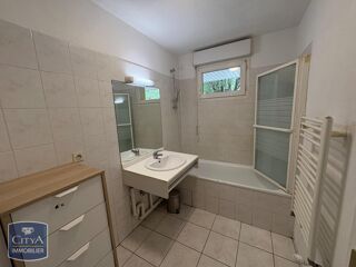  Appartement à louer 2 pièces 52 m²