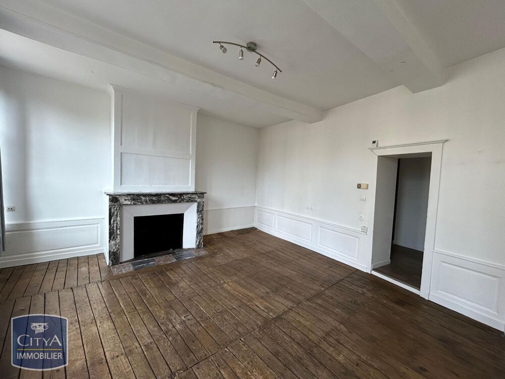 EXCLUSIVITÉ - APPARTEMENT T3 ANCIEN RENOVE EN CENTRE-VIL....