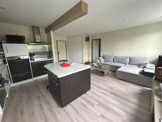  Appartement à louer 2 pièces 51 m²