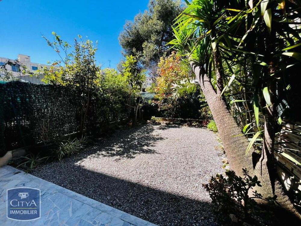 location Appartement - 1 pièce(s) - 26 m² Le Cannet (06110)