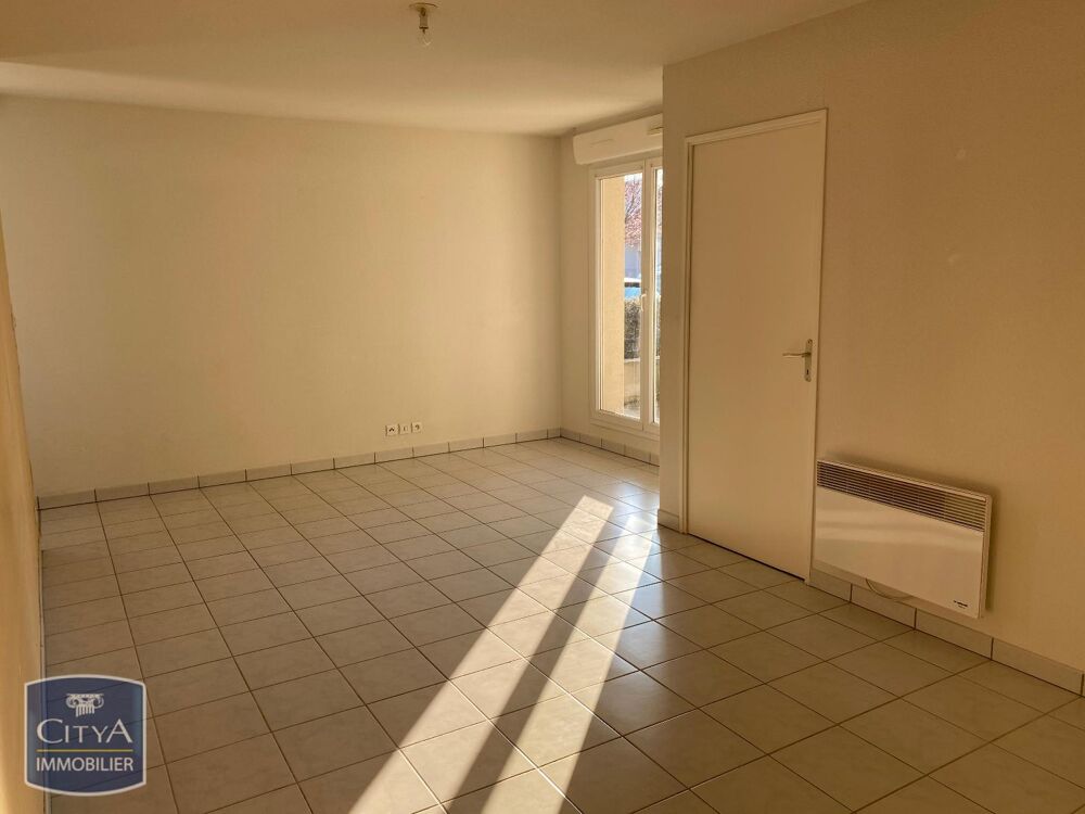 À LOUER : Appartement T2 situé à Laon, dans le code post....