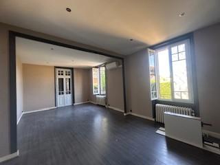 location Maison - 4 pièce(s) - 101 m² Charnay-lès-Mâcon (71850)