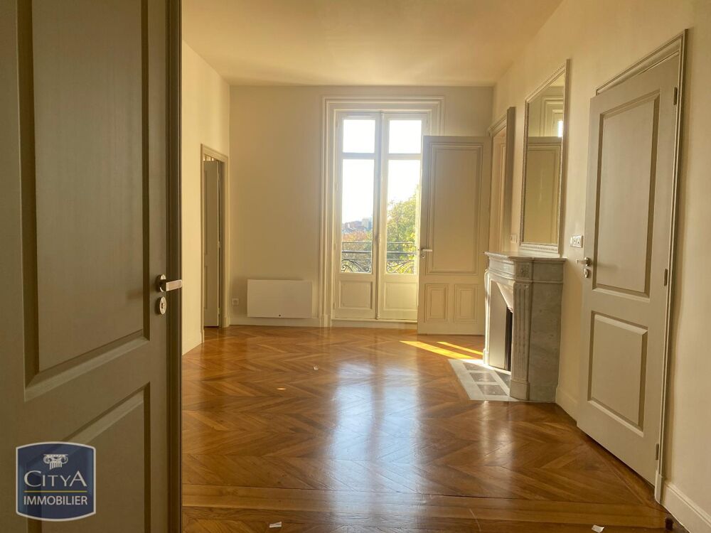 location Appartement - 3 pièce(s) - 55 m² Le Mans (72000)
