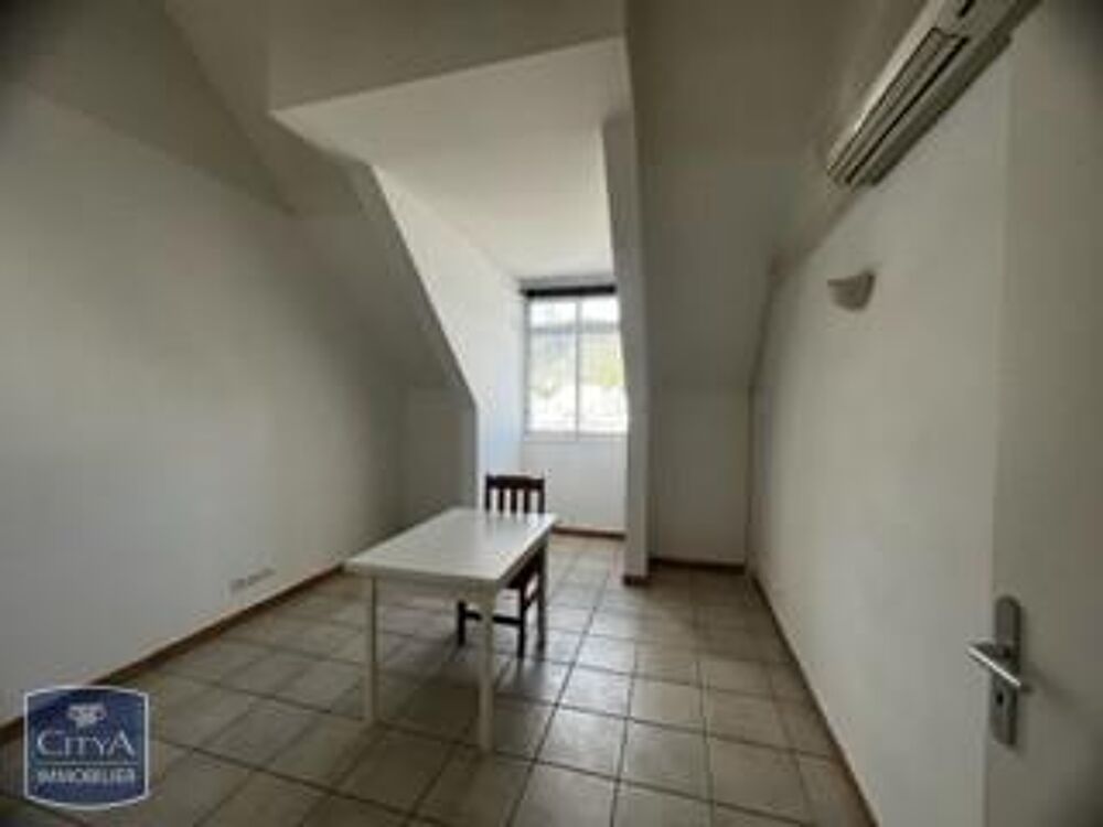 location Appartement - 3 pièce(s) - 78 m² Saint-Denis (97400)