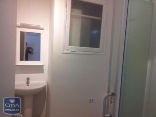  Appartement à louer 3 pièces 68 m²