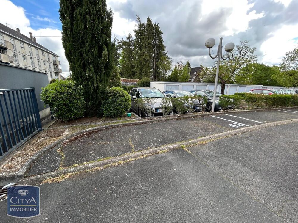 location Parking / Garage Tours (37100)