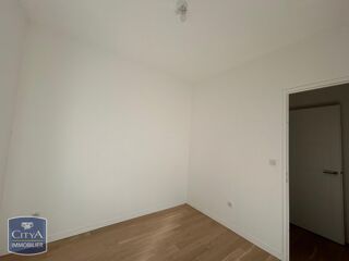  Appartement à louer 3 pièces 70 m²