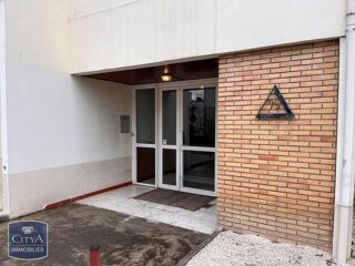  Appartement à louer 1 pièce 30 m²