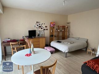  Appartement à louer 1 pièce 35 m²