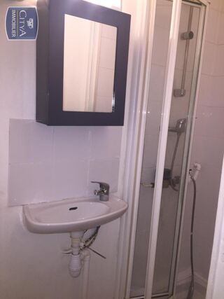  Appartement à louer 1 pièce 16 m²