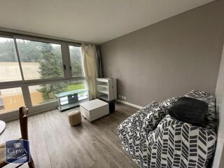  Appartement à louer 1 pièce 28 m²