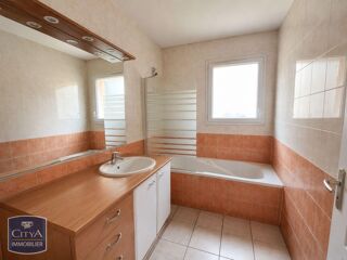  Maison à louer 3 pièces 80 m²