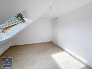  Maison à louer 5 pièces 105 m²