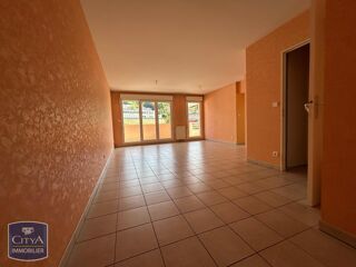  Appartement à louer 3 pièces 83 m²