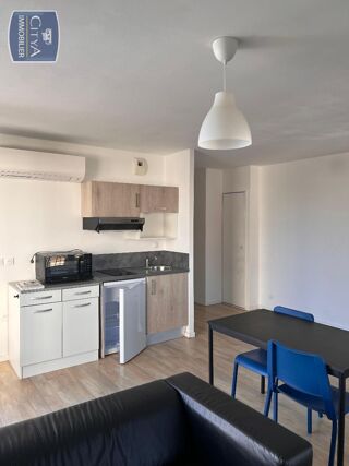  Appartement à louer 1 pièce 39 m²