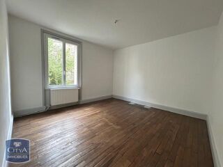  Maison à louer 9 pièces 210 m²