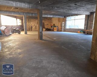  Parking / Garage à louer 15 m²