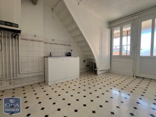  Appartement à louer 2 pièces 45 m²