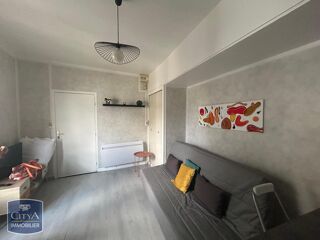  Appartement à louer 1 pièce 22 m²