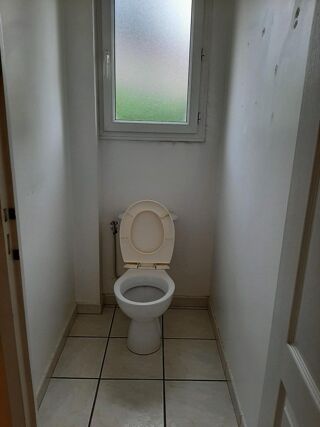  Maison à louer 4 pièces 120 m²