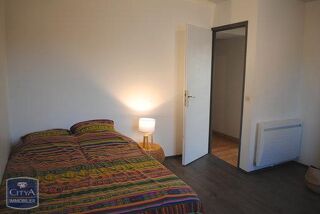  Appartement à louer 3 pièces 82 m²