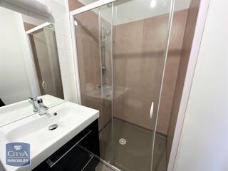  Appartement à louer 1 pièce 32 m²