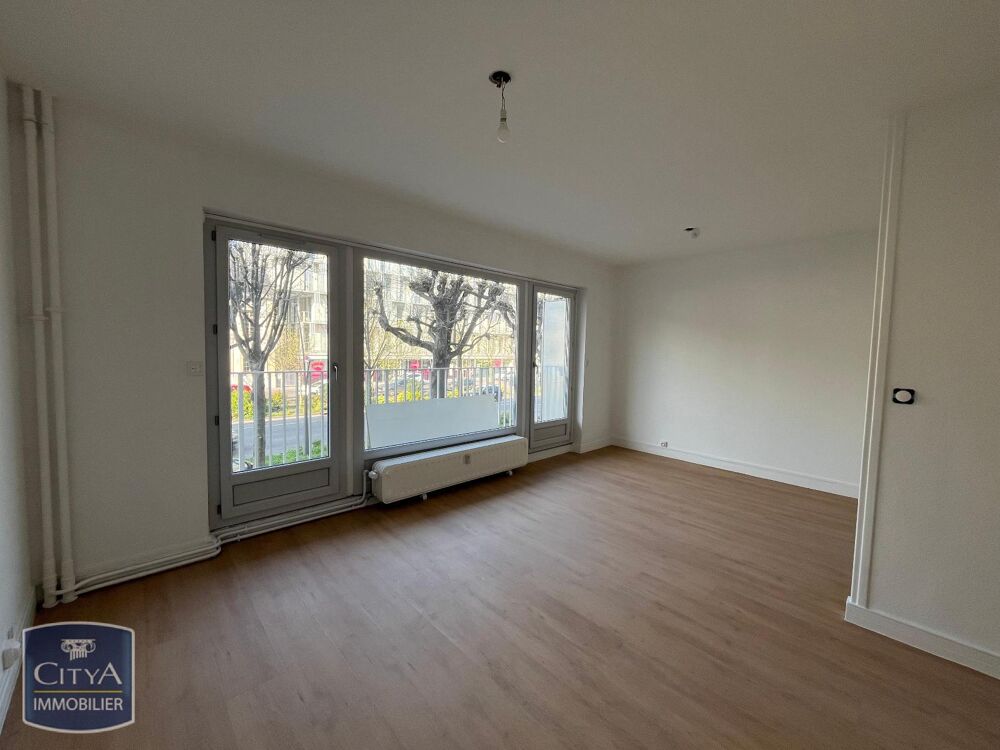 location Appartement - 1 pièce(s) - 27 m² Reims (51100)