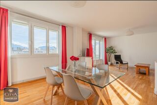 Appartement à louer 2 pièces 69 m²