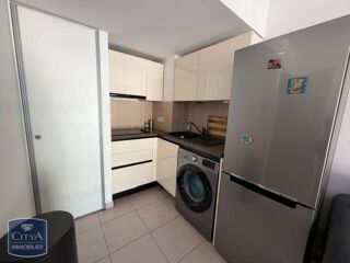  Appartement à louer 2 pièces 33 m²