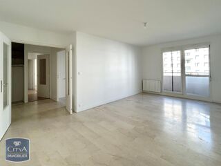  Appartement à louer 3 pièces 67 m²