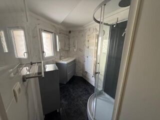  Appartement à louer 3 pièces 64 m²