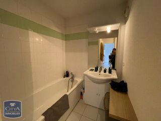  Appartement à louer 3 pièces 52 m²