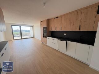  Appartement � louer 4 pi�ces 85 m�