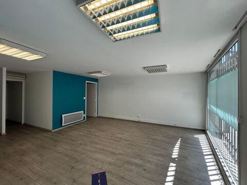   Location / Local Commercial - 40 m² 