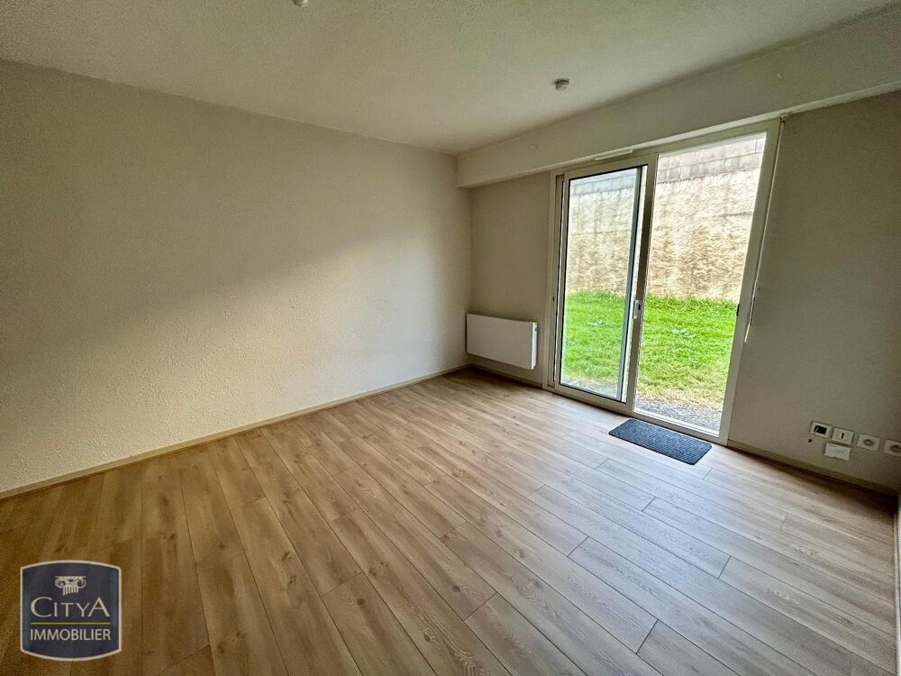 À LOUER : Appartement T1 situé en plein coeur de Cholet, ....