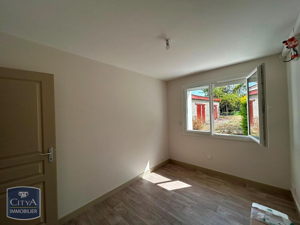 location Appartement - 3 pièce(s) - 85 m² Saint-Priest (69800)