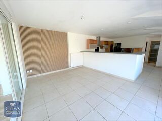  Maison à louer 6 pièces 104 m²