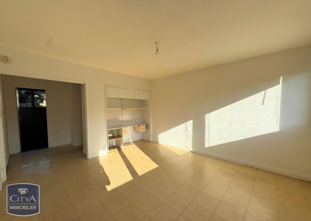 À LOUER : Découvrez cet appartement T2 situé dans le 14è....