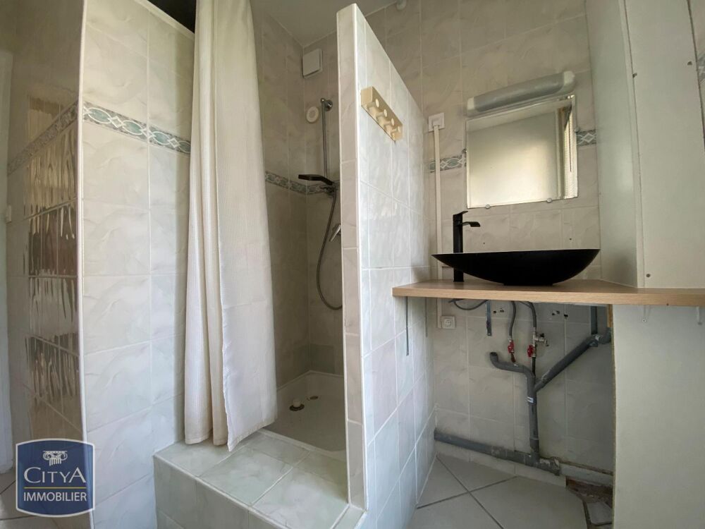 location Appartement - 3 pièce(s) - 63 m² Villefranche-sur-Saône (69400)