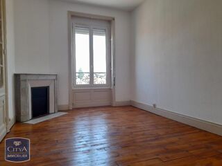  Appartement à louer 3 pièces 74 m²