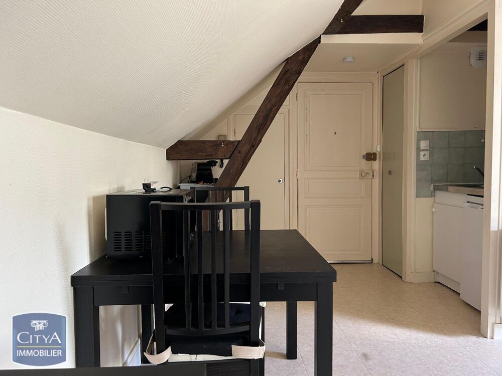 Gare Nord - À LOUER, charmant appartement ancien T1 meub....