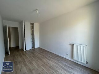  Appartement à louer 3 pièces 60 m²