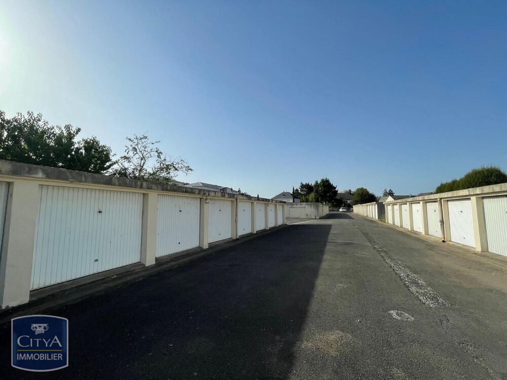 location Parking / Garage Tours (37100)