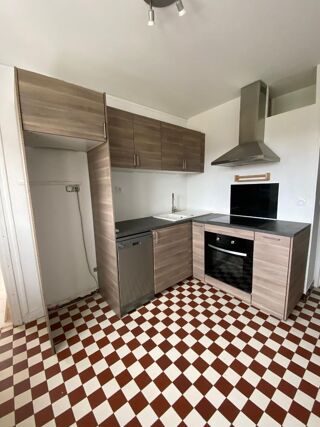  Appartement à louer 3 pièces 60 m²