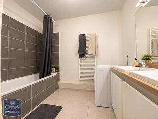 Appartement à louer 3 pièces 61 m²