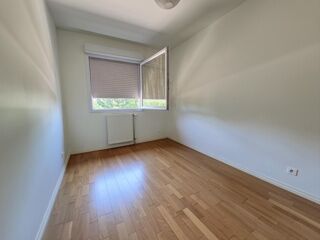  Appartement à louer 3 pièces 68 m²