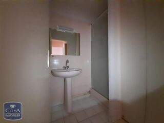  Appartement à louer 1 pièce 33 m²