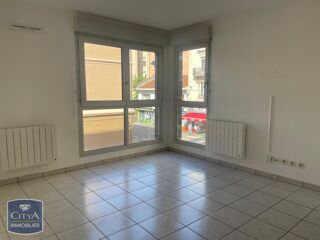  Appartement à louer 3 pièces 67 m²