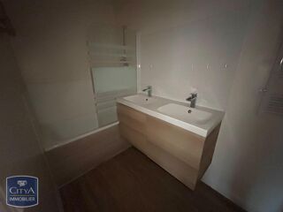 Appartement � louer 4 pi�ces 98 m�